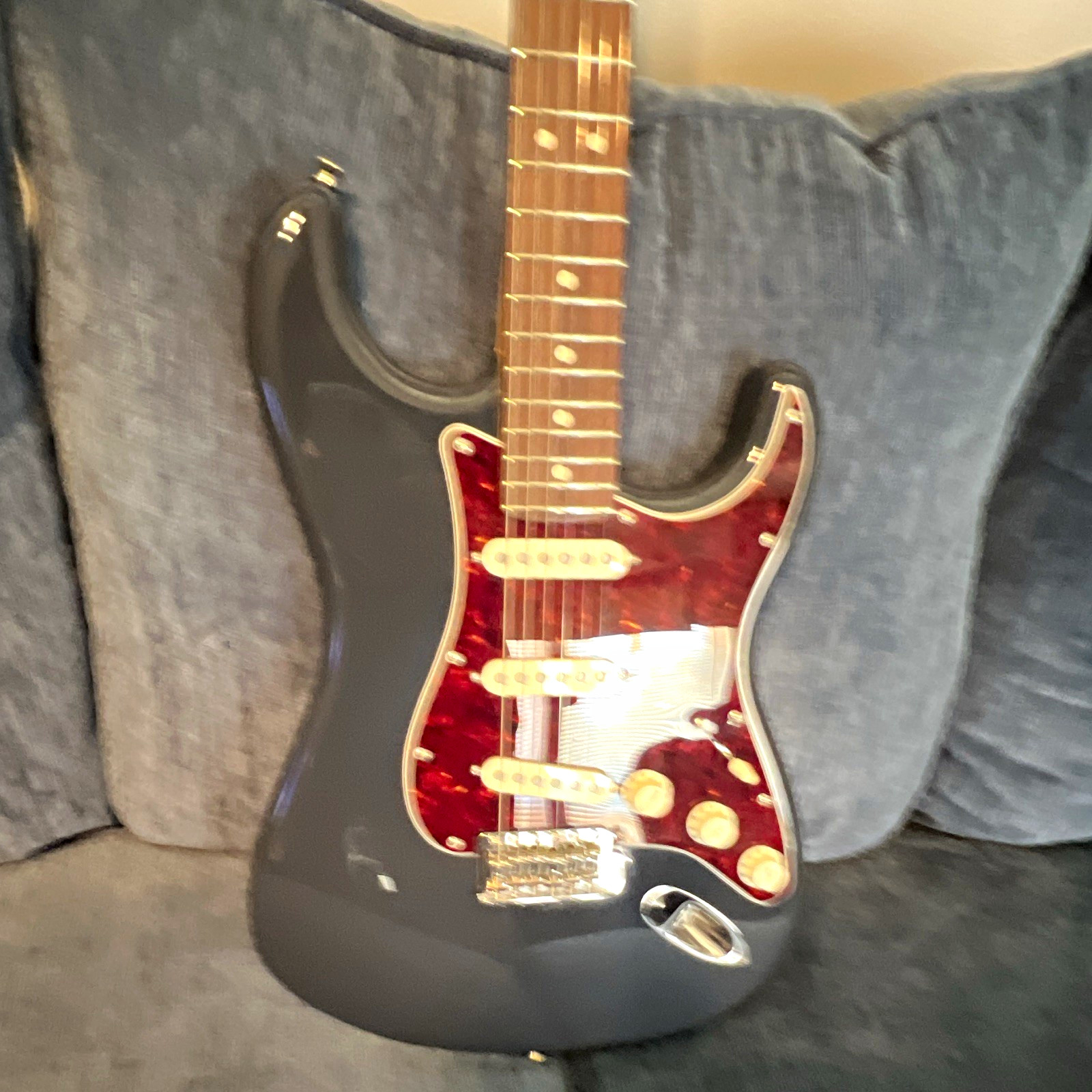 2025 Fender Stratocaster American professional classic faded black w/hsc 2025 Fender Stratocaster American professional classic faded black w/hsc