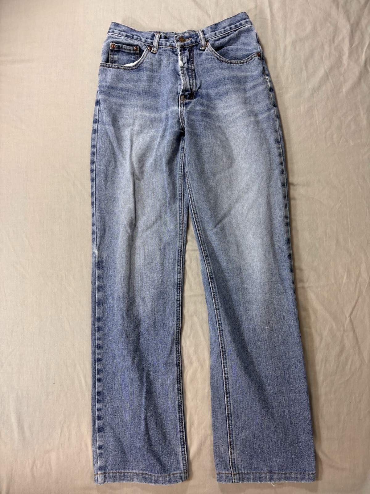 Vintage Levi’s 501Jeans 27x32 (27x28) Made In USA Zip Fly Medium Wash Vintage Levi’s 501Jeans 27x32 (27x28) Made In USA Zip Fly Medium Wash