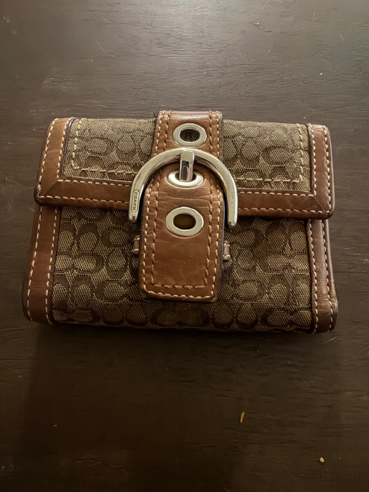 Vintage Coach Soho Signature Buckle Compact Wallet Bifold Khaki Brown Tan Y2K 