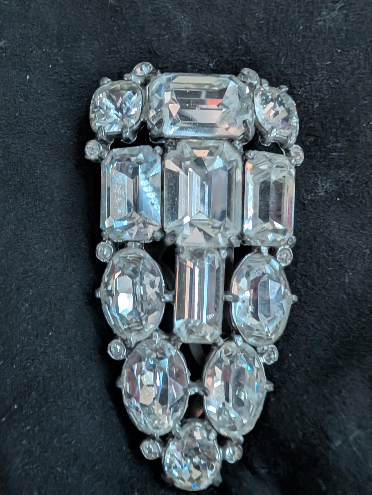 Fantastic Vintage Signed Eisenberg Original Art Deco Rhinestone Fur dress clip