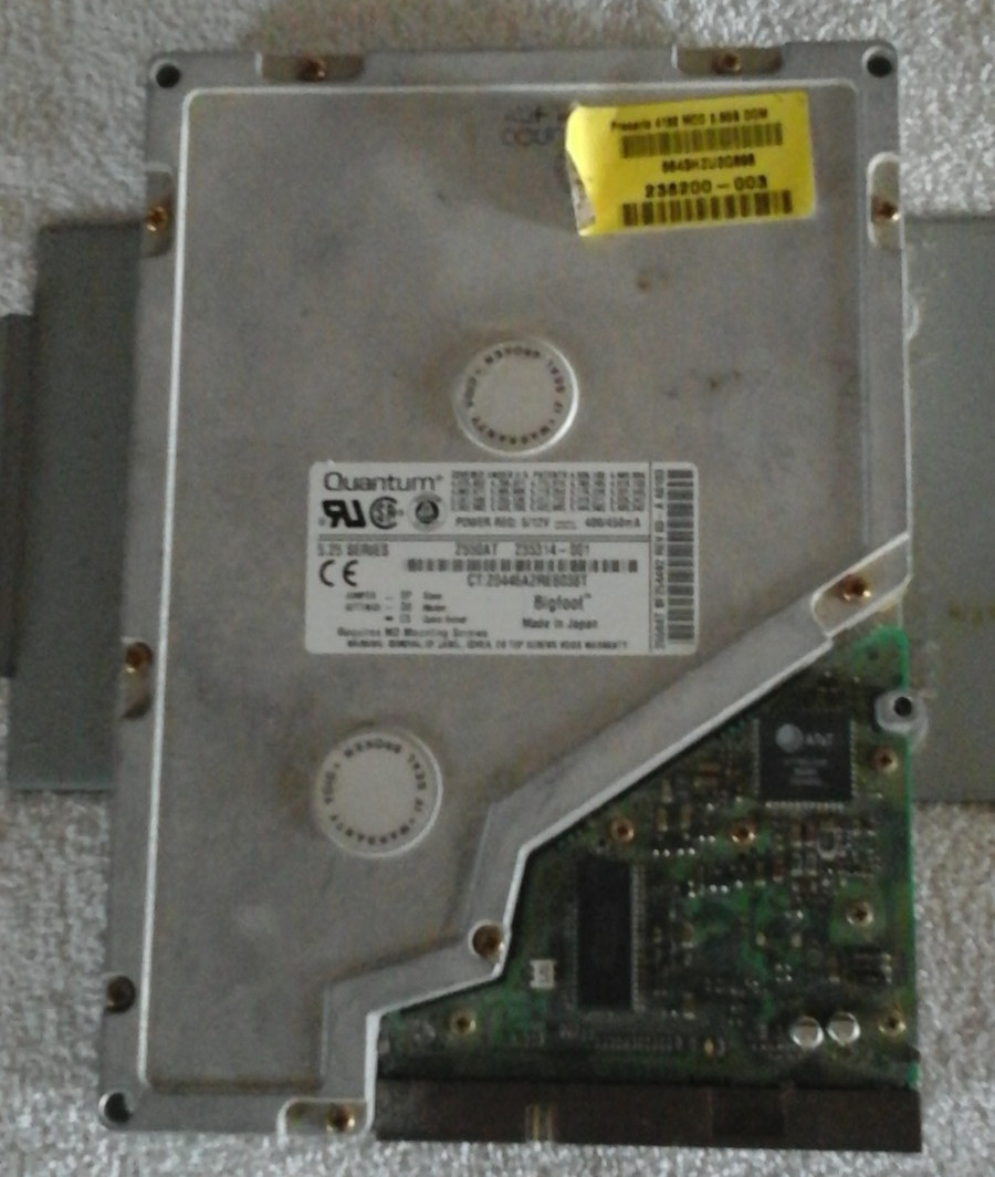Quantum Bigfoot Model 2550AT 2.5GB 5.25\