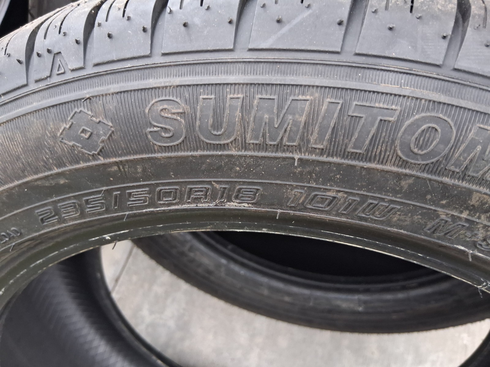 quantity 4 Car Tires P235/50R18
