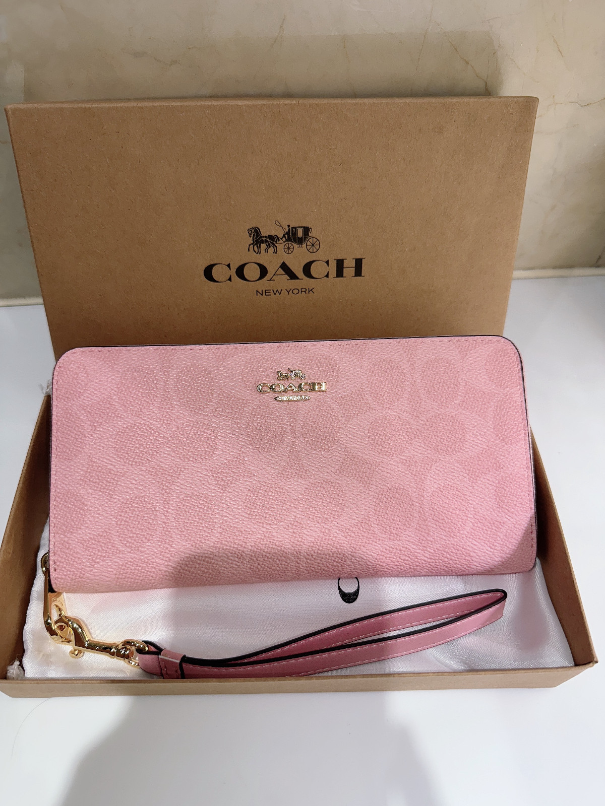 NEW Coach Long Zip Around Wallet In Signature Canvas CW778 Powder Pink NEW Coach Long Zip Around Wallet In Signature Canvas CW778 Powder Pink