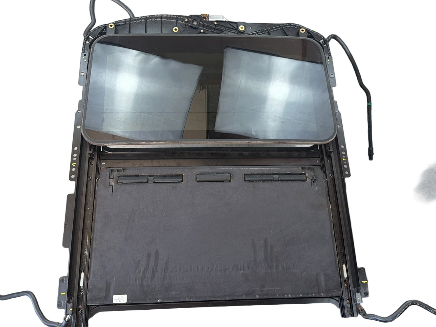 2014-2017 Maserati Ghibli M157 Upper Sunroof Glass Frame w/ Motor Assembly OEM 2014-2017 Maserati Ghibli M157 Upper Sunroof Glass Frame w/ Motor Assembly OEM