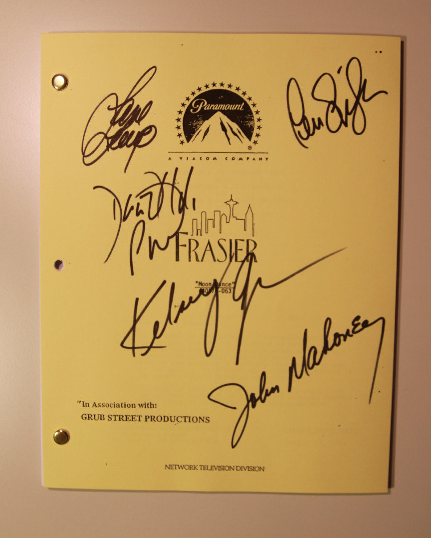 FRASIER full cast autographed SCRIPT Kelsey Grammer David HYDE PIERCE GILPIN