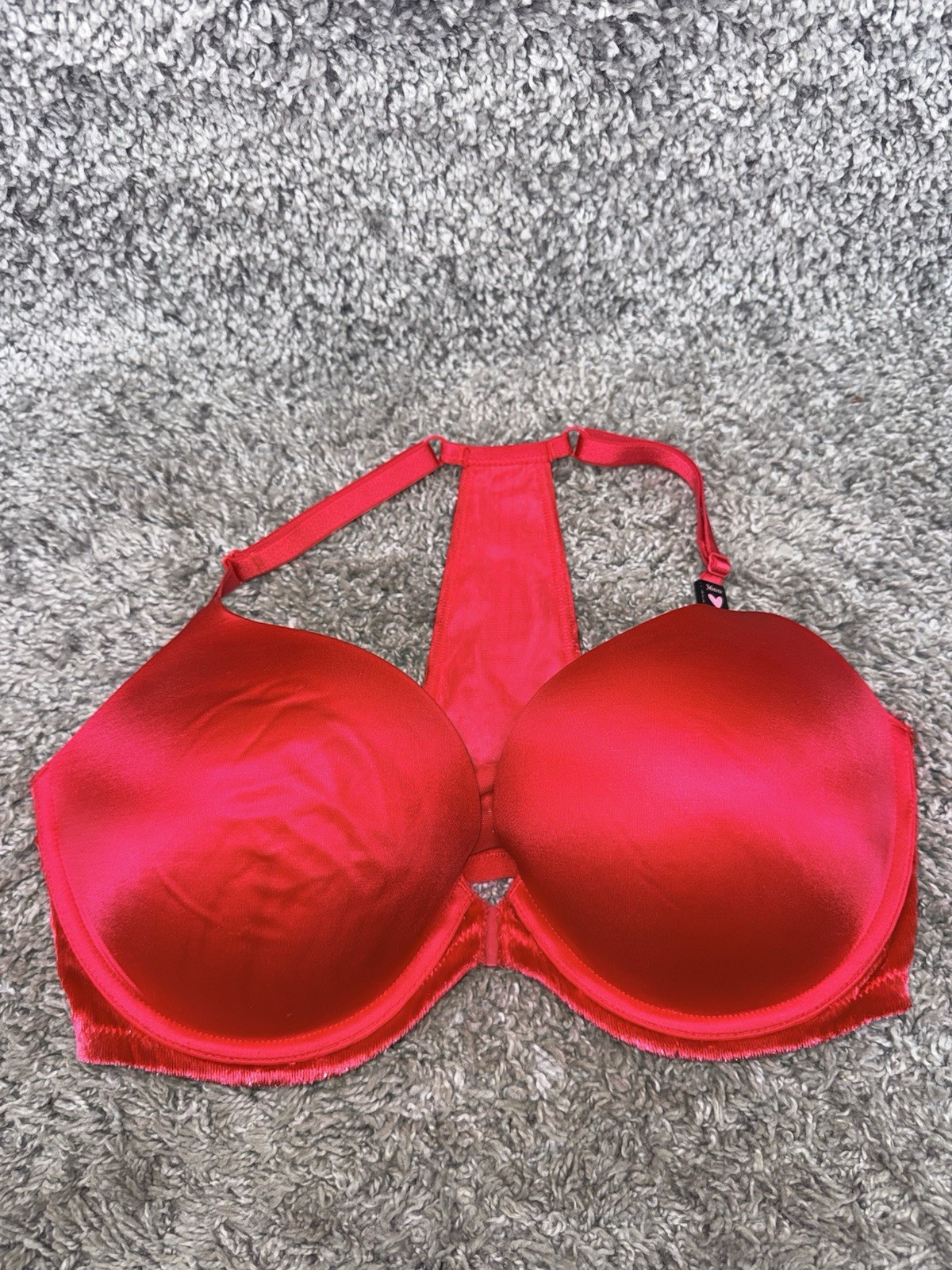 Victoria\'s Secret Very Sexy Push-Up Bra Size 36DD Red Velvet Studded Victoria\'s Secret Very Sexy Push-Up Bra Size 36DD Red Velvet Studded