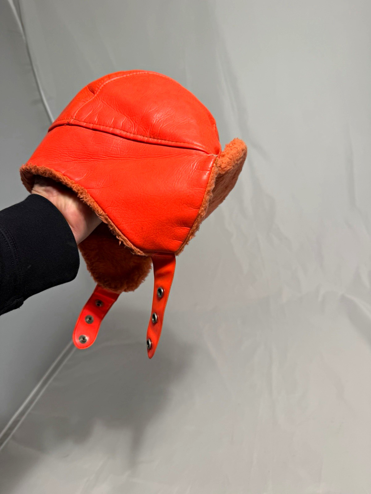 Vintage Orange Trapper/Bomber Hat Ear Flaps Thermal/Insulated Dacron Size Large Vintage Orange Trapper/Bomber Hat Ear Flaps Thermal/Insulated Dacron Size Large