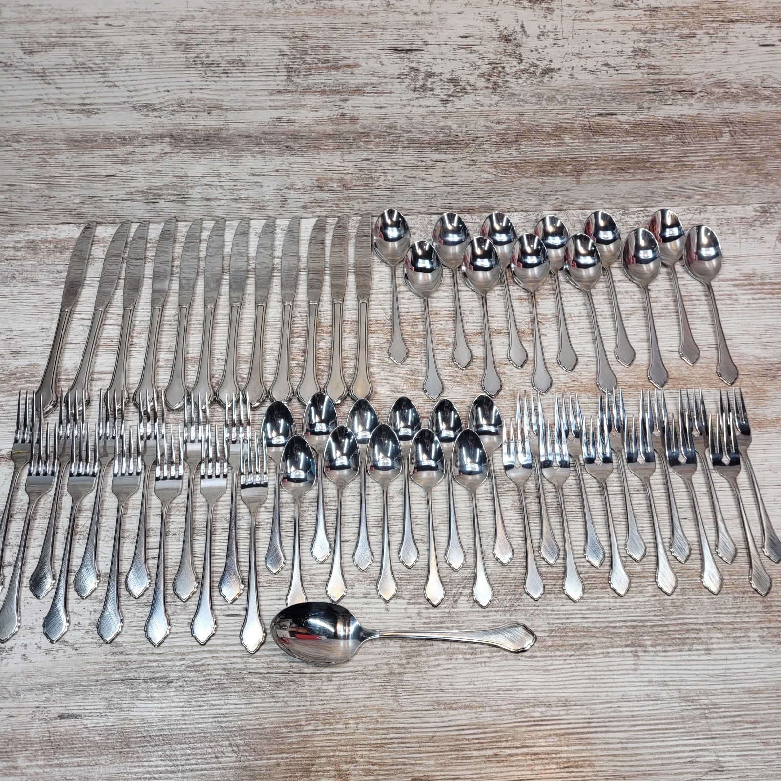 Wm Rogers Oneida Summer Mist Autumn Glow Stainless Flatware Large Set 60 Pieces