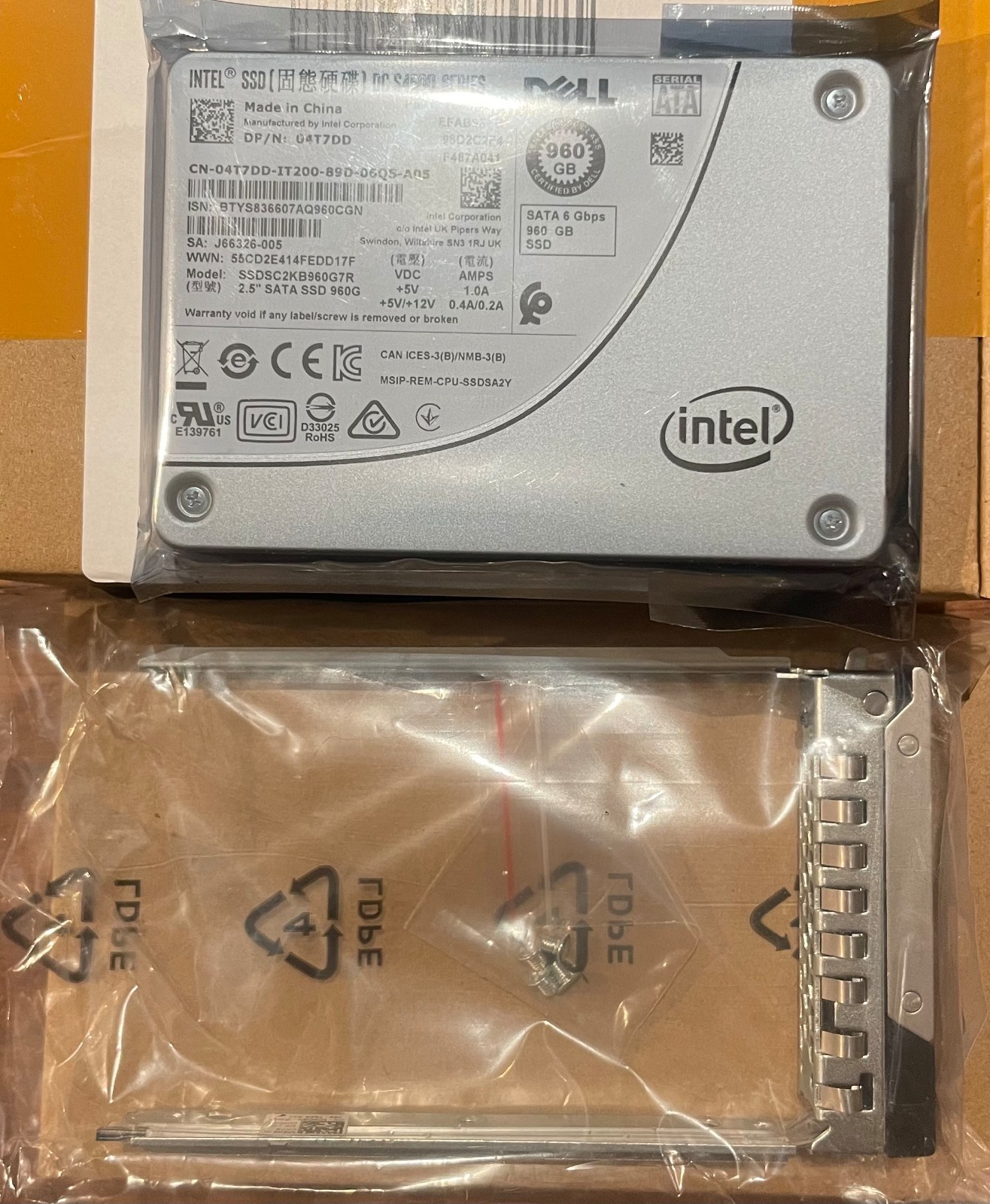 Sealed 04T7DD 4T7DD DELL INTEL DC S4500 960GB SATA 6G 2.5\'\' SSD SSDSC2KB960G7R Sealed 04T7DD 4T7DD DELL INTEL DC S4500 960GB SATA 6G 2.5\'\' SSD SSDSC2KB960G7R