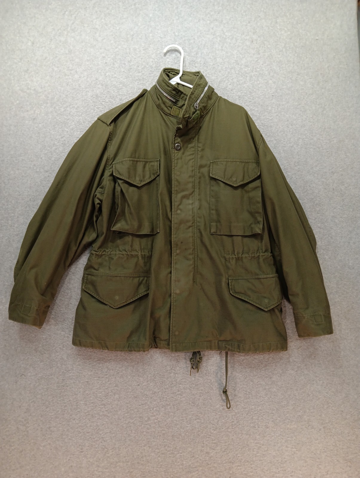 Vtg US Army M65 Olive Field Jacket Coat Short Medium W/ Hood OG-107 Cold Weather Vtg US Army M65 Olive Field Jacket Coat Short Medium W/ Hood OG-107 Cold Weather