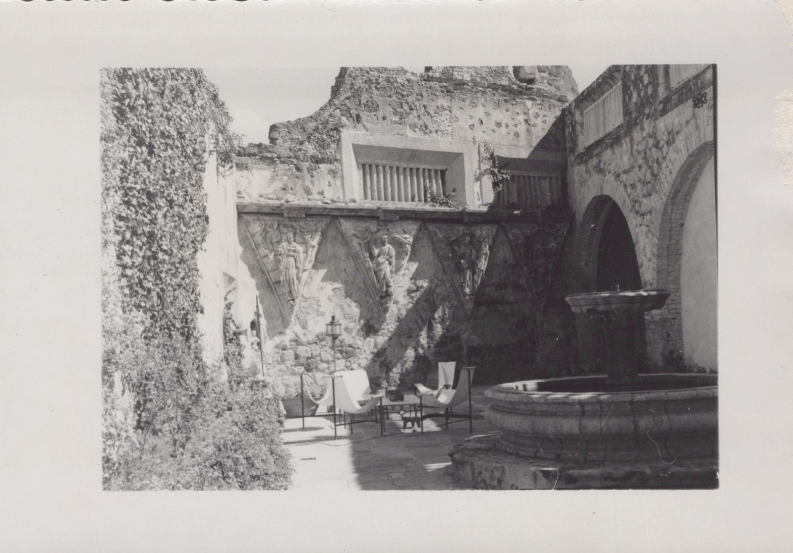 Stone Fountain Courtyard Ruins Statue Niches Architecture VINTAGE PHOTO 
