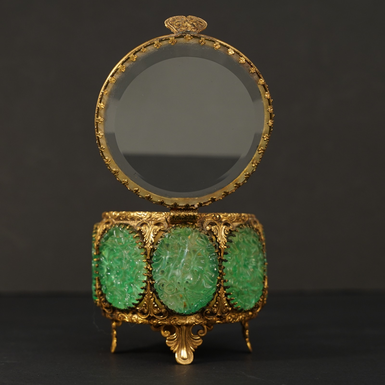 Vintage Stylebuilt Jade Art Glass Gilt Ormolu Style Jewelry Casket Box 1960s