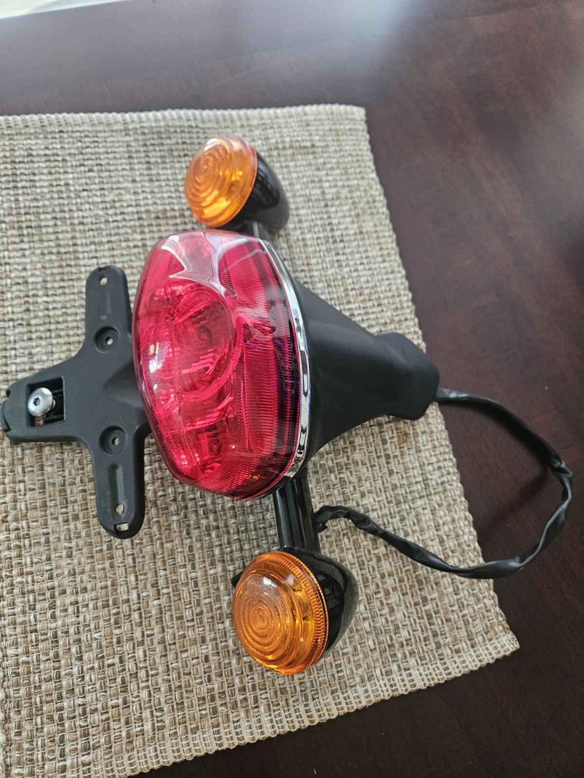 Triumph T120 OEM tail Light Assembly 2016-2026 T2703777 Triumph T120 OEM tail Light Assembly 2016-2026 T2703777