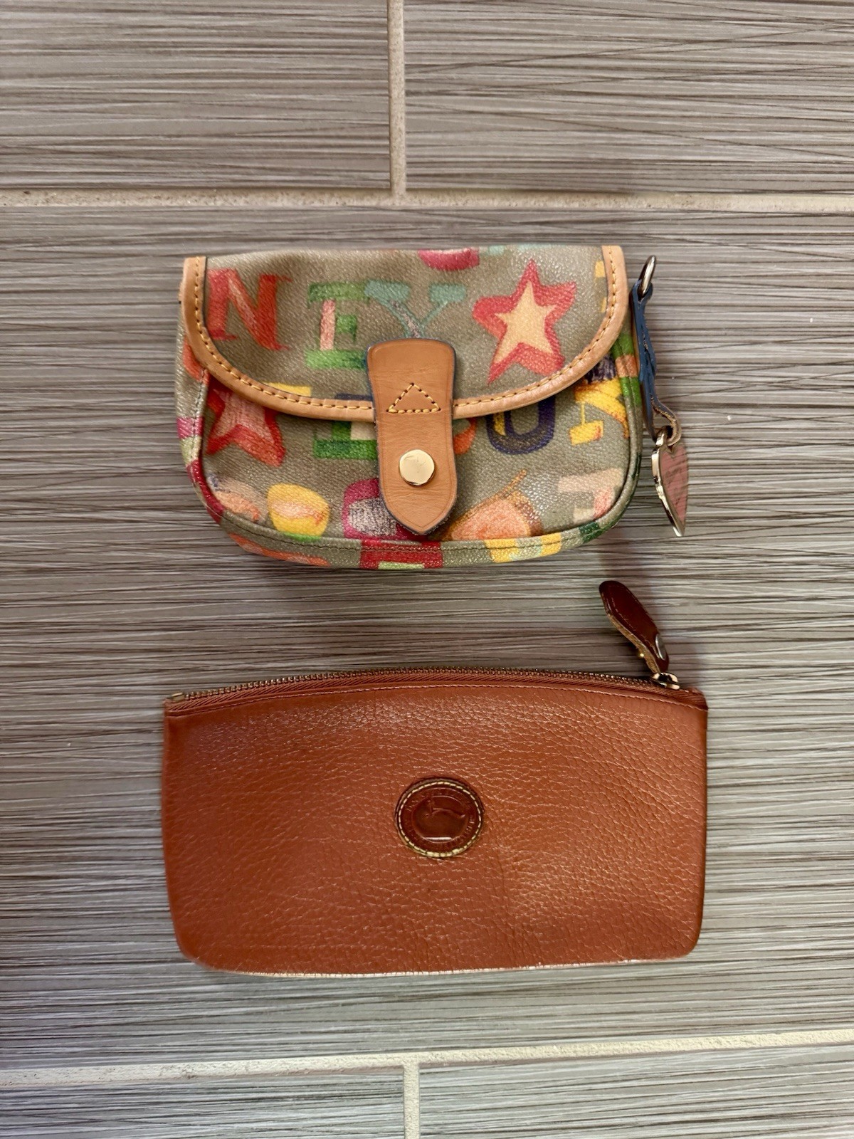 VTG Dooney & Bourke Y2K Tan Multicolor Coin Purse Pouch Wallet  Bundle