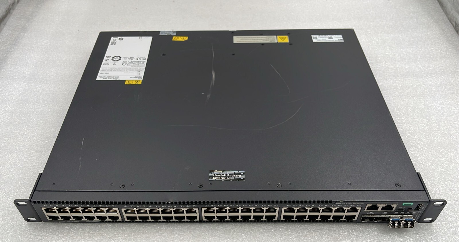 HP R8M26A FlexNetwork HPE 5520 48G 4SFP+ HI Switch Server BJNGA-AD0094