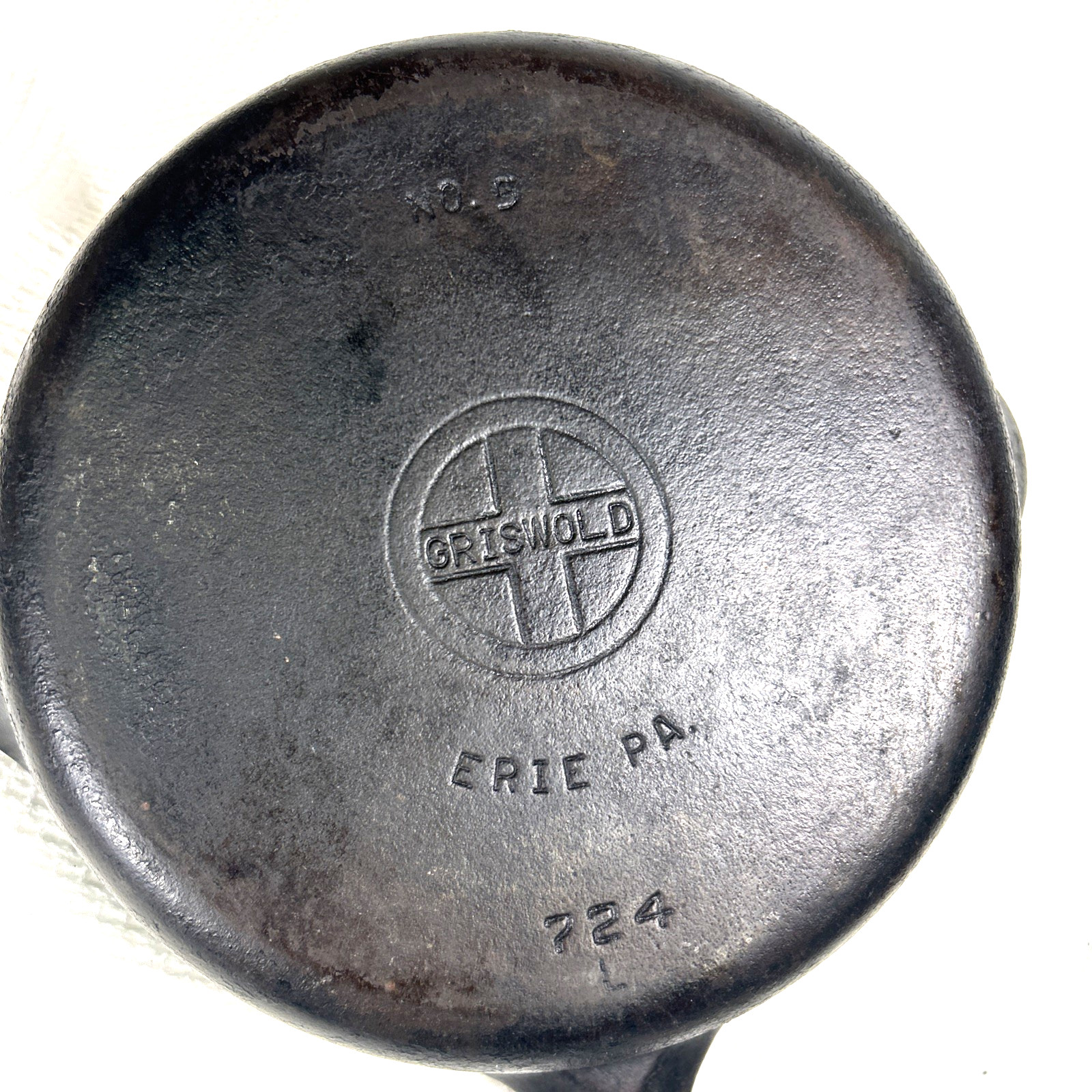Vintage Griswold Small Block Logo No. 5 724 Cast Iron Skillet