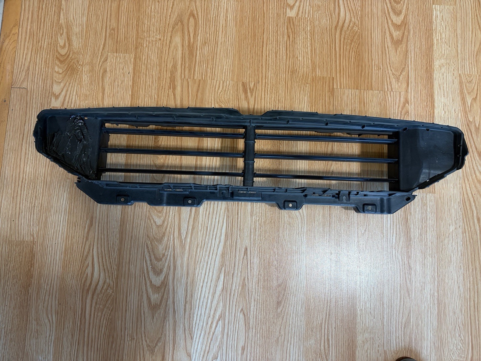 2019-2021 Genesis G70 Radiator Air Shutter Grille 86950-G9000