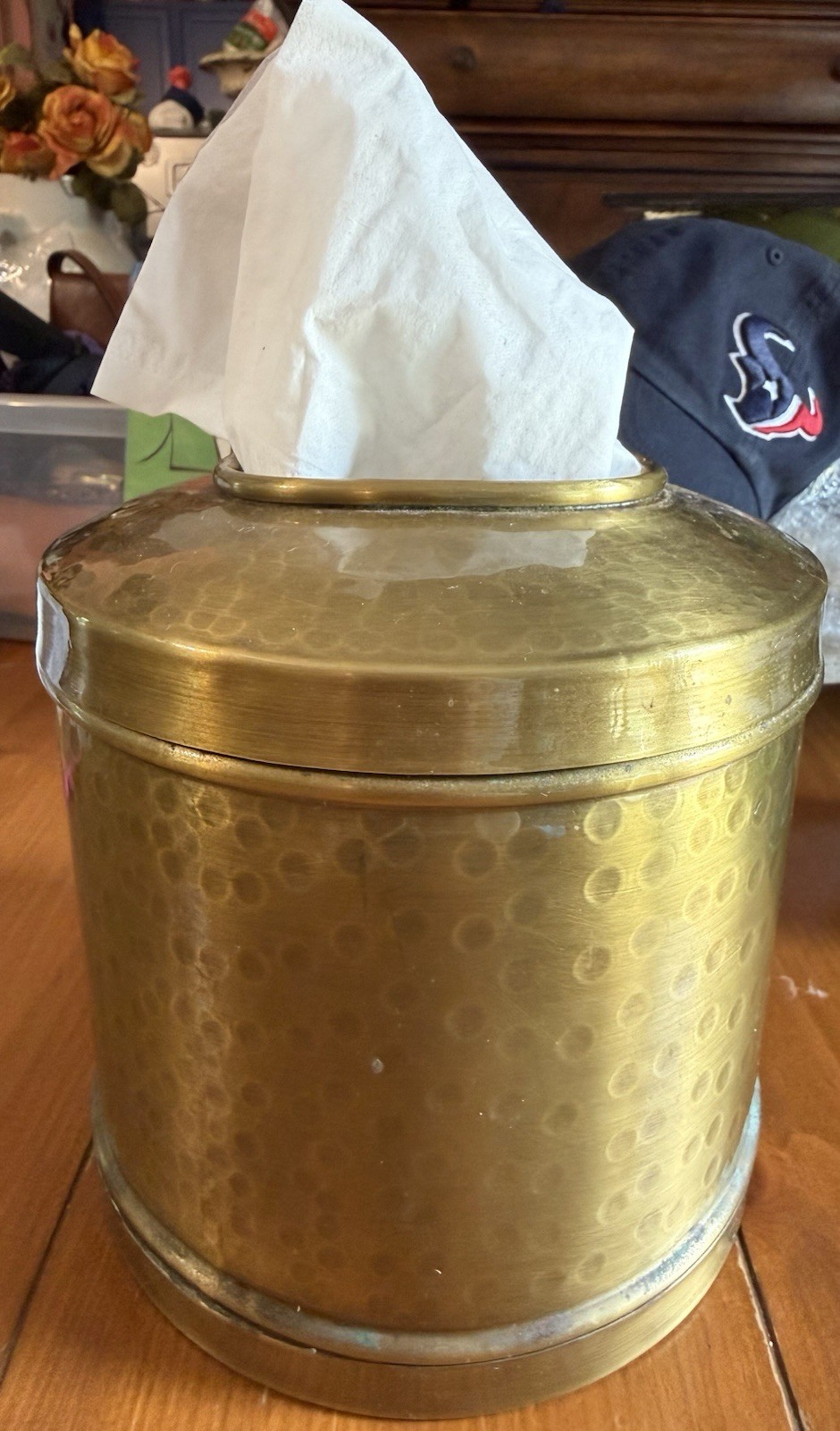 Vtg Hammered Brass LiddedCanister Gold Finish Mid-Century Italian Decor(Stamped) Vtg Hammered Brass LiddedCanister Gold Finish Mid-Century Italian Decor(Stamped)
