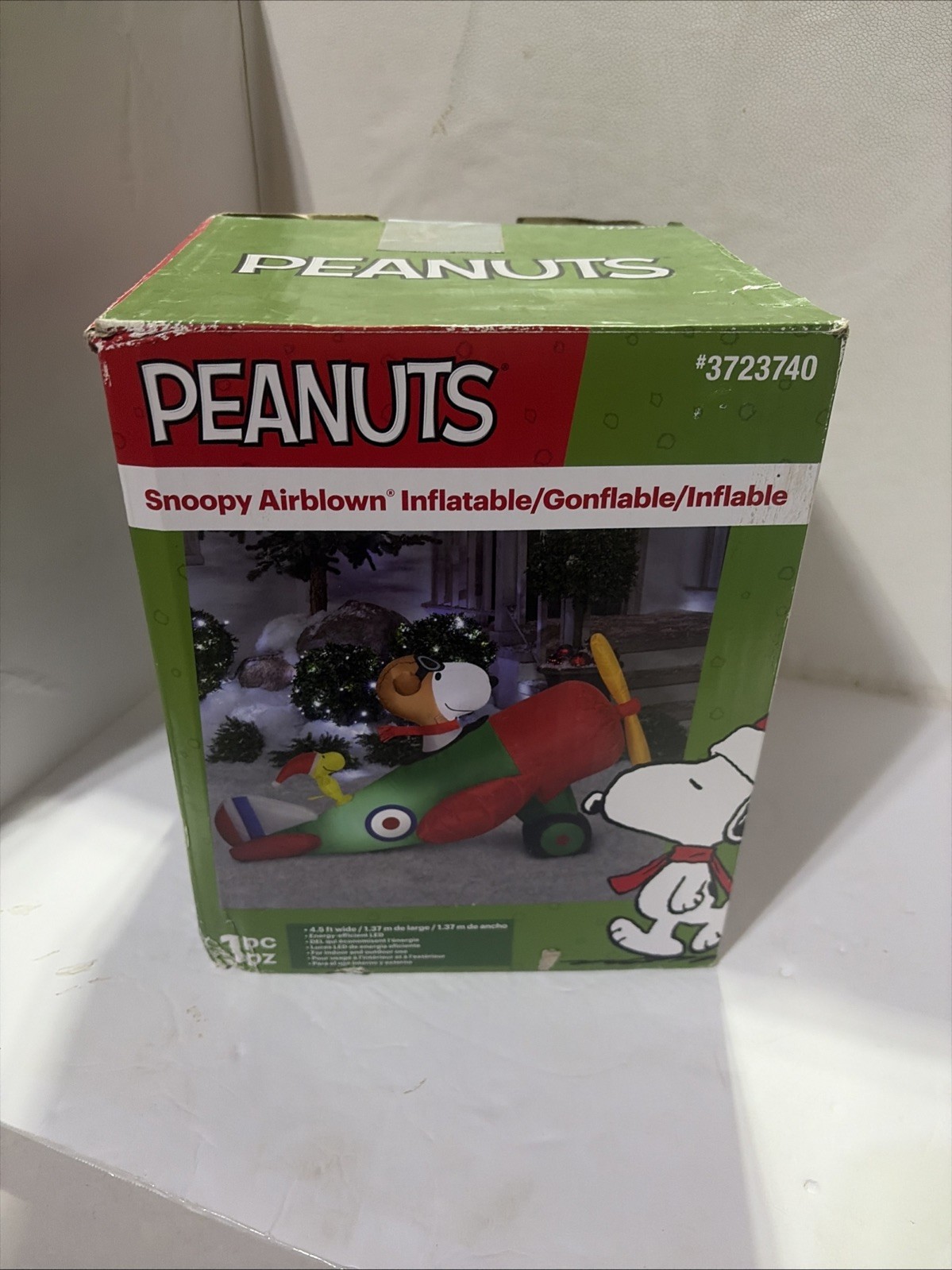 Gemmy 3723740 4.5 inch Snoopy in Airplane Sculpture for Christmas - Green/Red