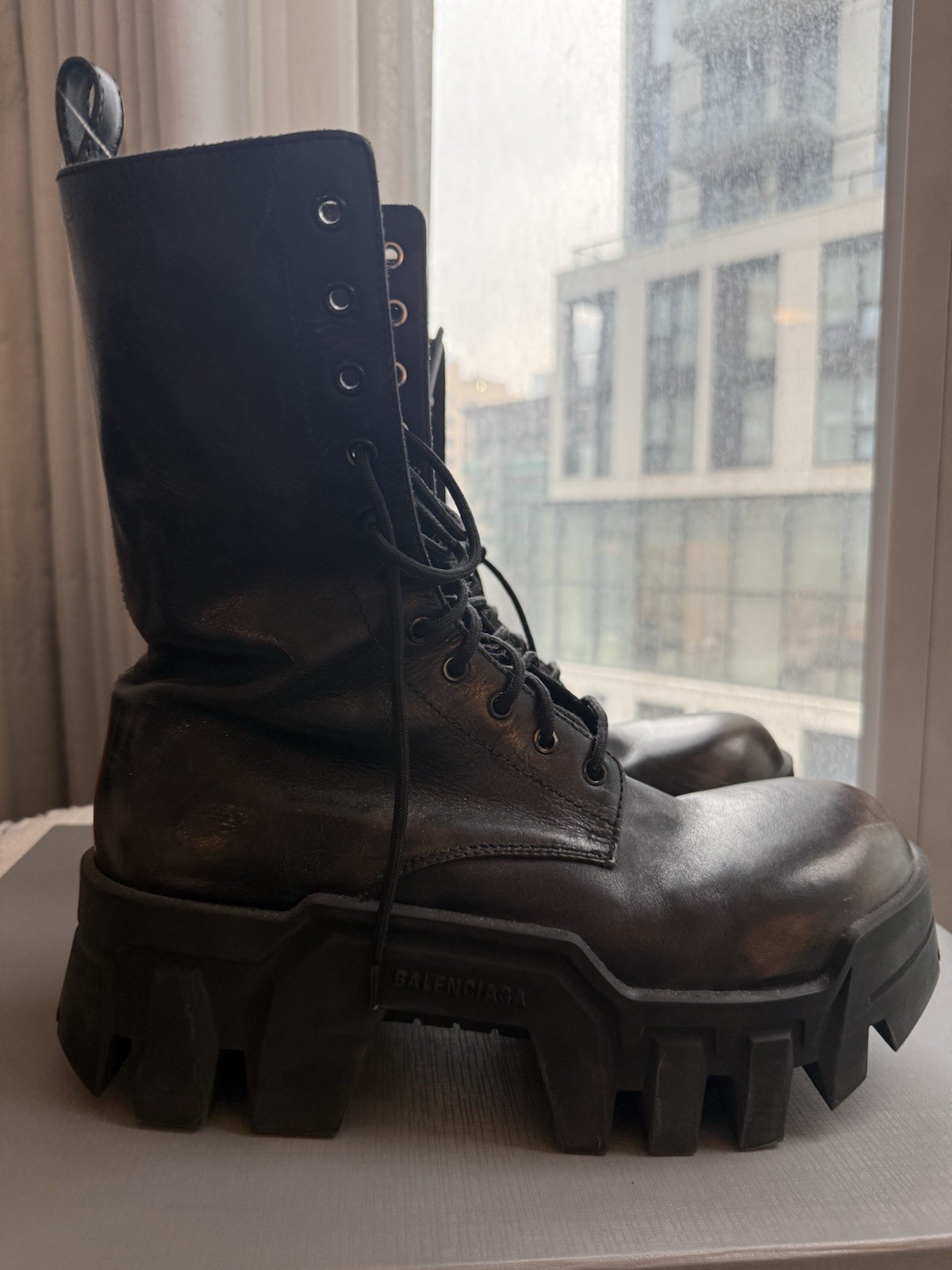 Balenciaga Bulldozer Boots Leather Brown Size 44/US 11 Brand New With Box/Bags Balenciaga Bulldozer Boots Leather Brown Size 44/US 11 Brand New With Box/Bags