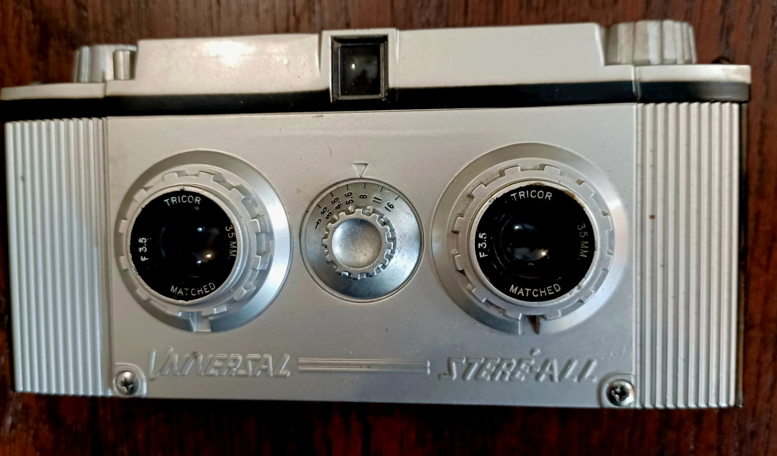 Universal Stere-all Vintage 35mm Stereo Camera, Silver Finish, Classic Stereo