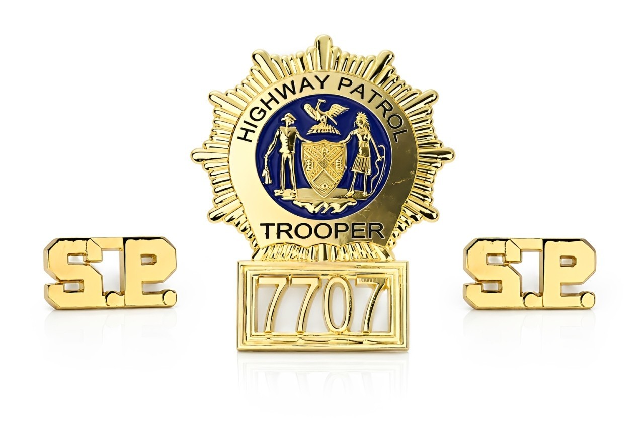 SUPER TROOPERS BADGE COLLAR PIN SET of 3 Props SUPER TROOPERS BADGE COLLAR PIN SET of 3 Props