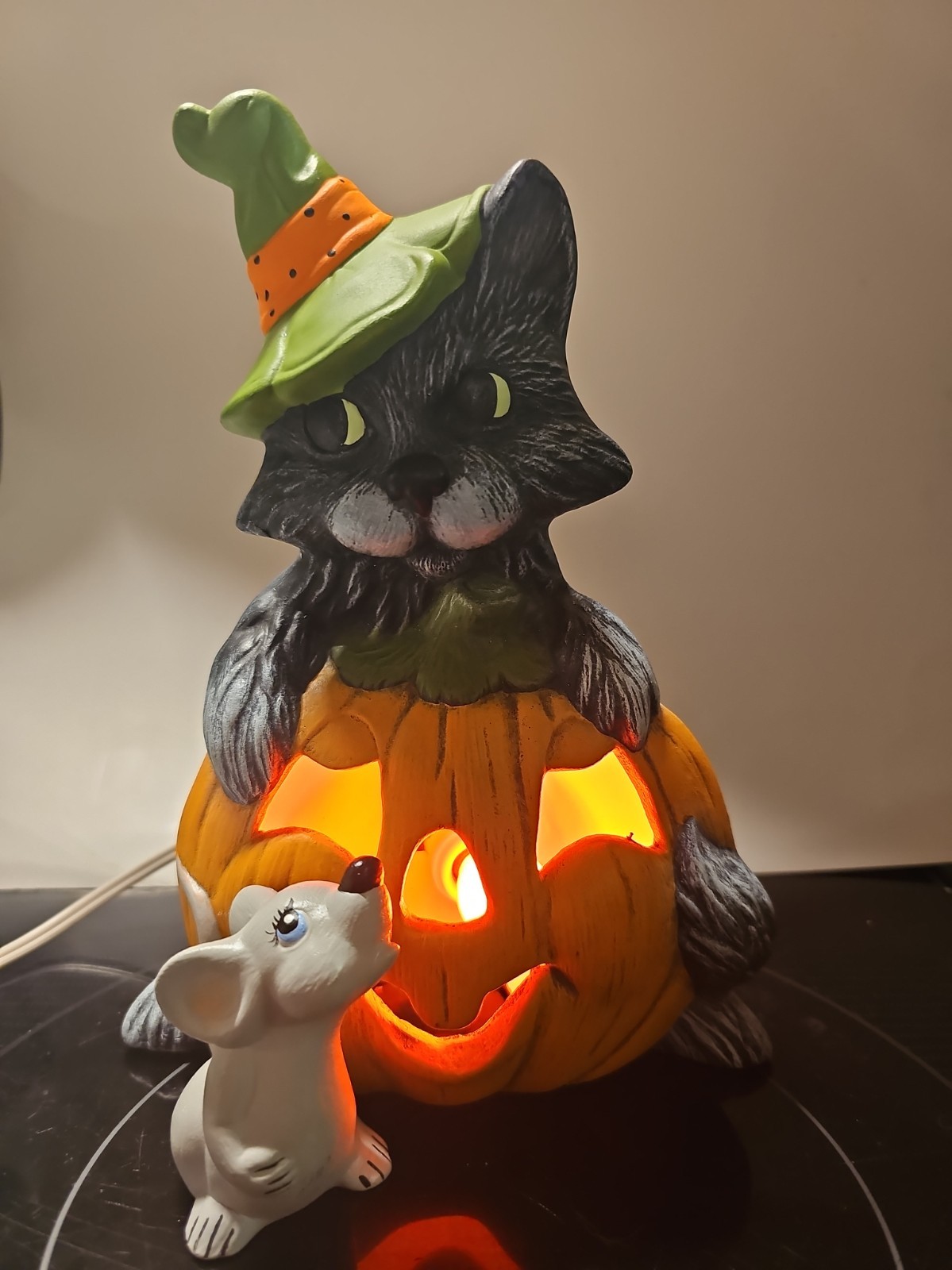 Vintage Ceramic Black Cat With Pumpkin & Mouse Lighted Halloween decor Lamp 