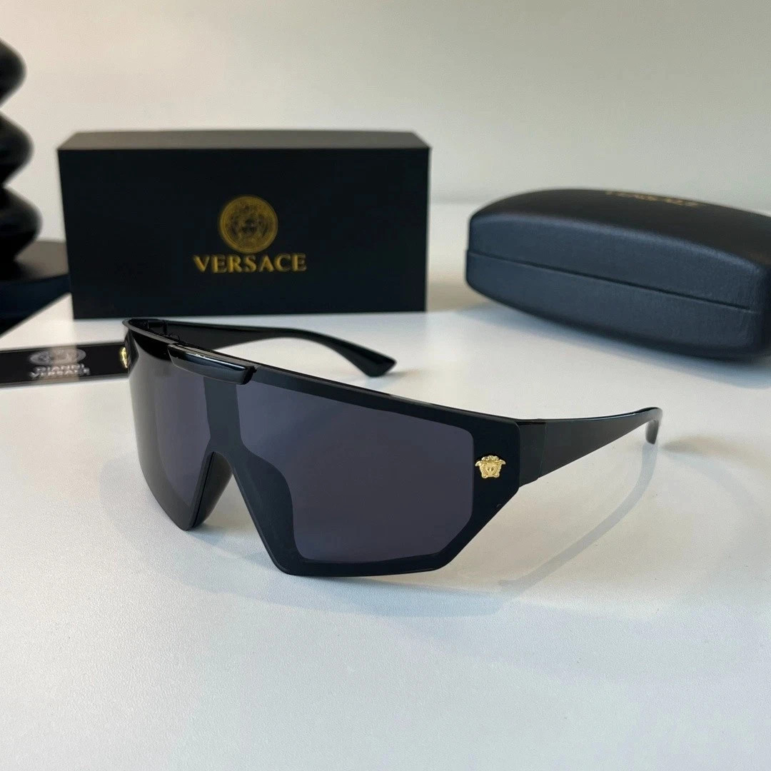 Versace VE4461 Shield Sunglasses Black Frame Dark Grey Lens 145‑0‑135 Unisex Versace VE4461 Shield Sunglasses Black Frame Dark Grey Lens 145‑0‑135 Unisex