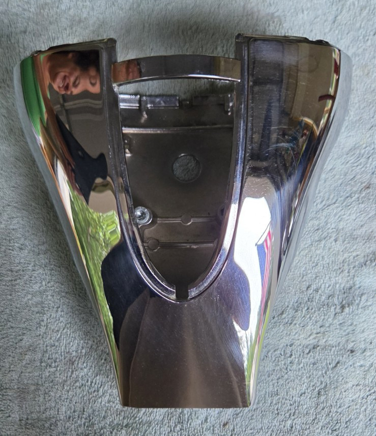 Harley Davidson Vrsca Vrsc Vrod V rod CHROME Speedo Clam Shell Housing OEM GC Harley Davidson Vrsca Vrsc Vrod V rod CHROME Speedo Clam Shell Housing OEM GC