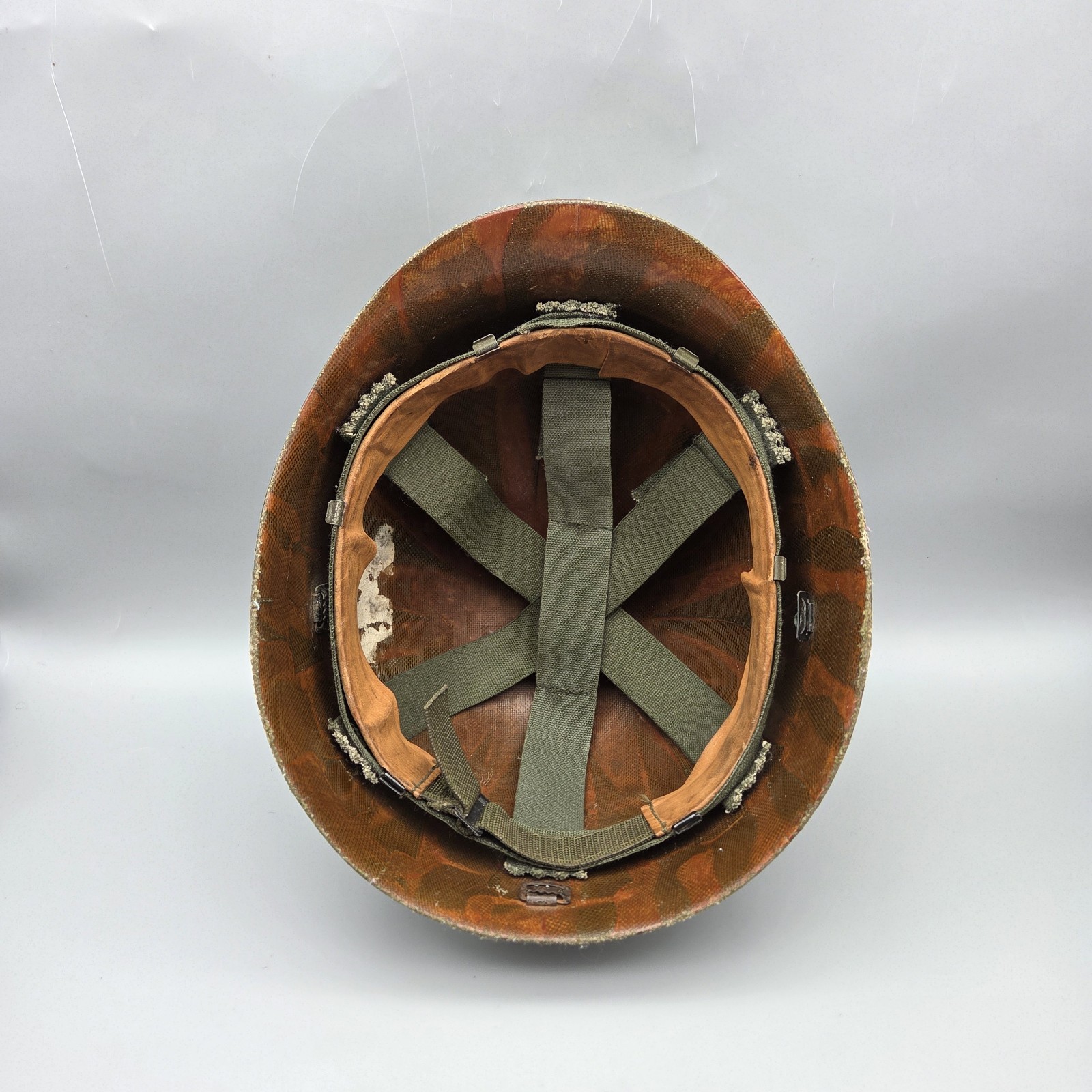 Vintage Vietnam War US M1 Helmet Liner P64 Cotton Webbing High Pressure Resin