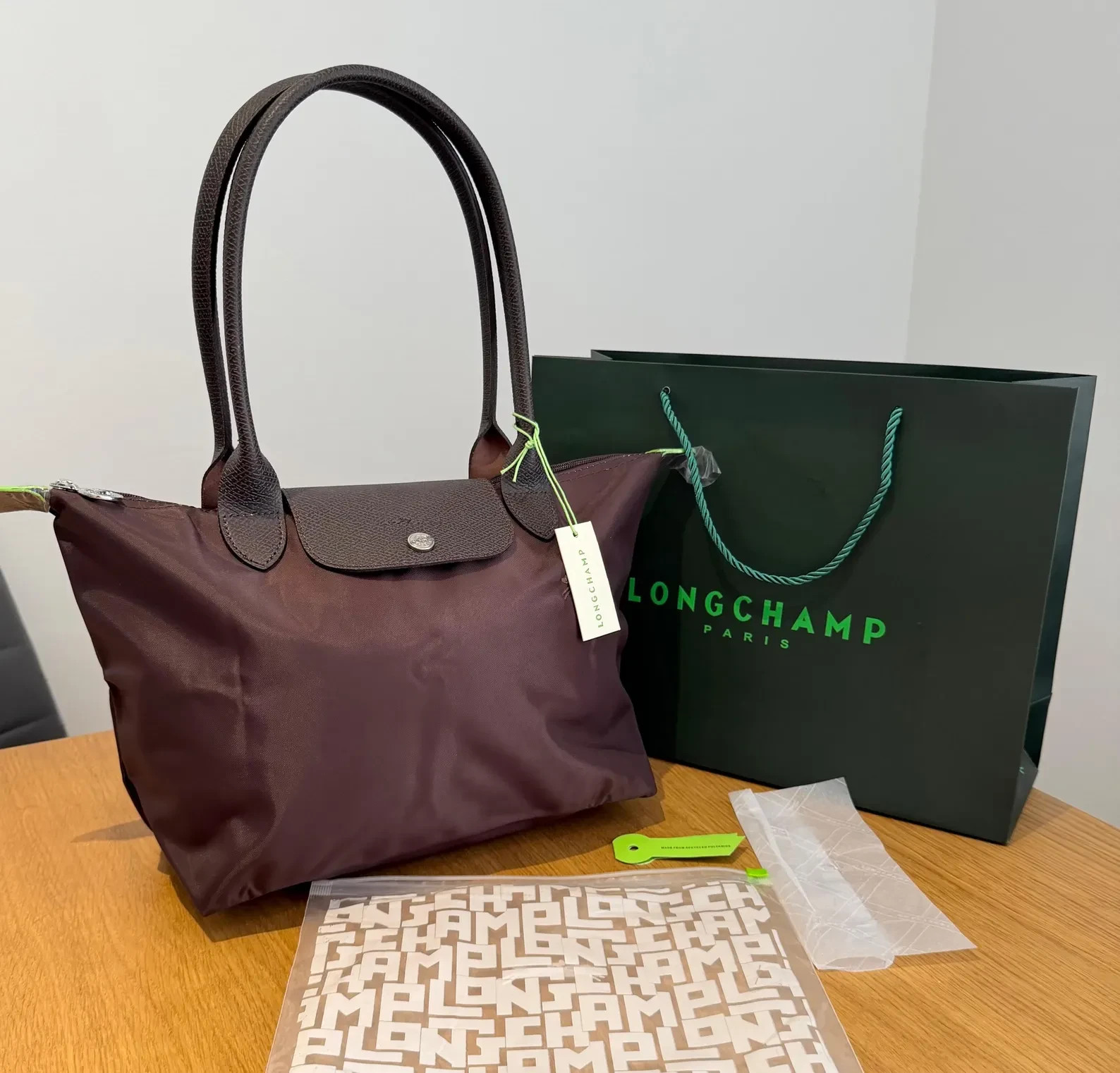 Longchamp Le Pliage Medium Long Handle Tote Bag Mocha Brown Nylon Longchamp Le Pliage Medium Long Handle Tote Bag Mocha Brown Nylon