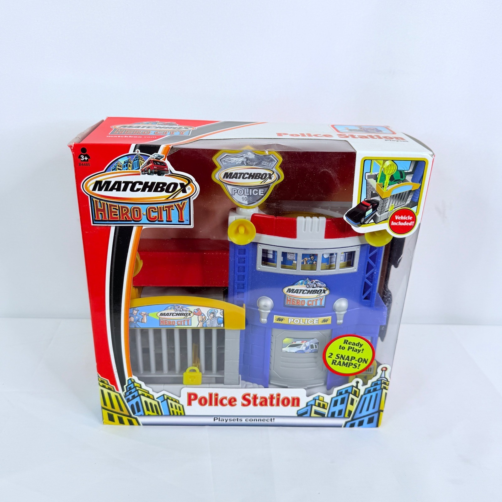 Matchbox Hero City Police Station Playset B4485 Includes Vehicle New in Box