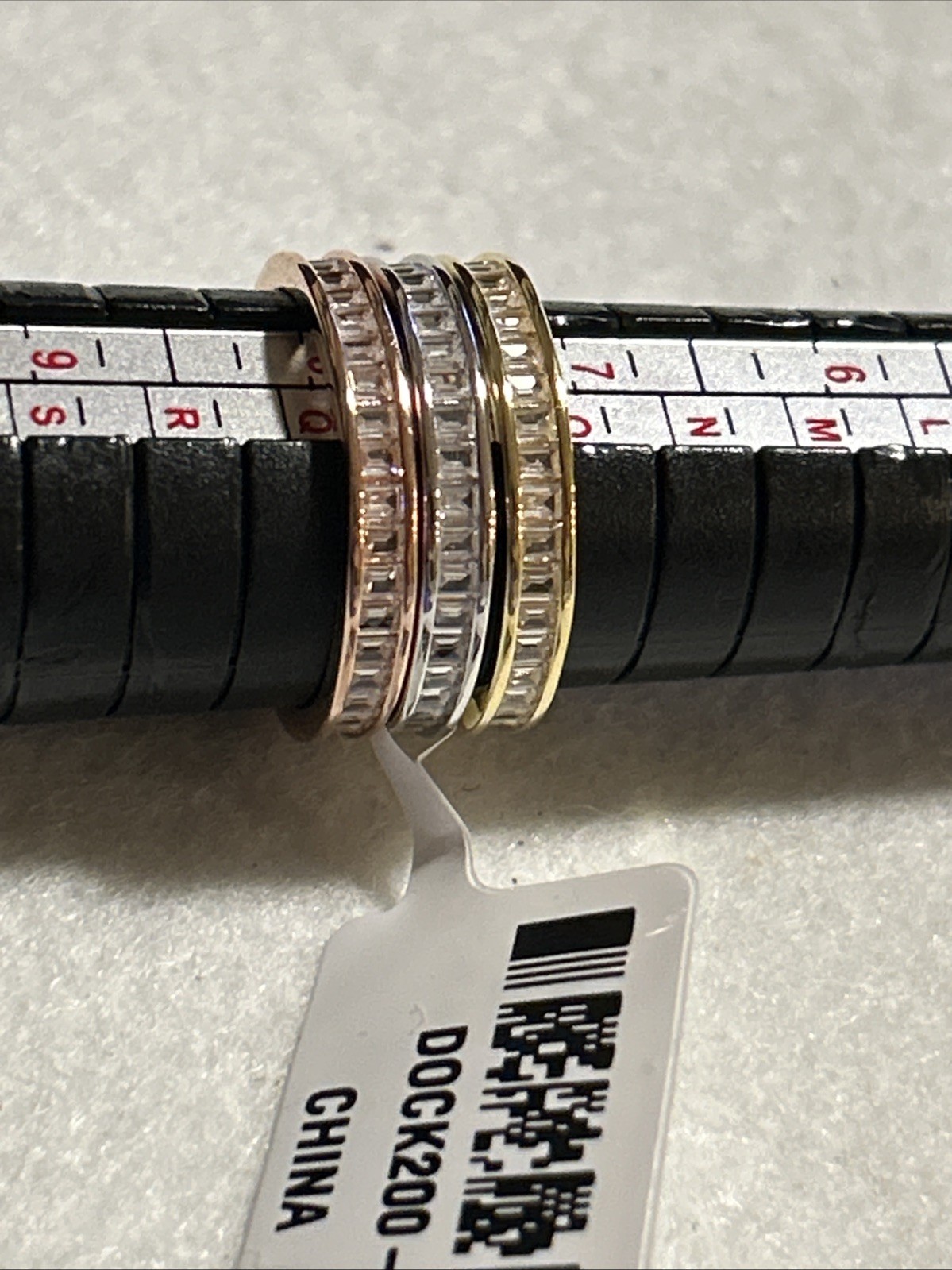 JTV BELLA LUCE 6.5CTW BAGUETTE 18K ROSE/YEL GOLD OVER 925 SET OF 3 BANDS Sz8 JTV BELLA LUCE 6.5CTW BAGUETTE 18K ROSE/YEL GOLD OVER 925 SET OF 3 BANDS Sz8