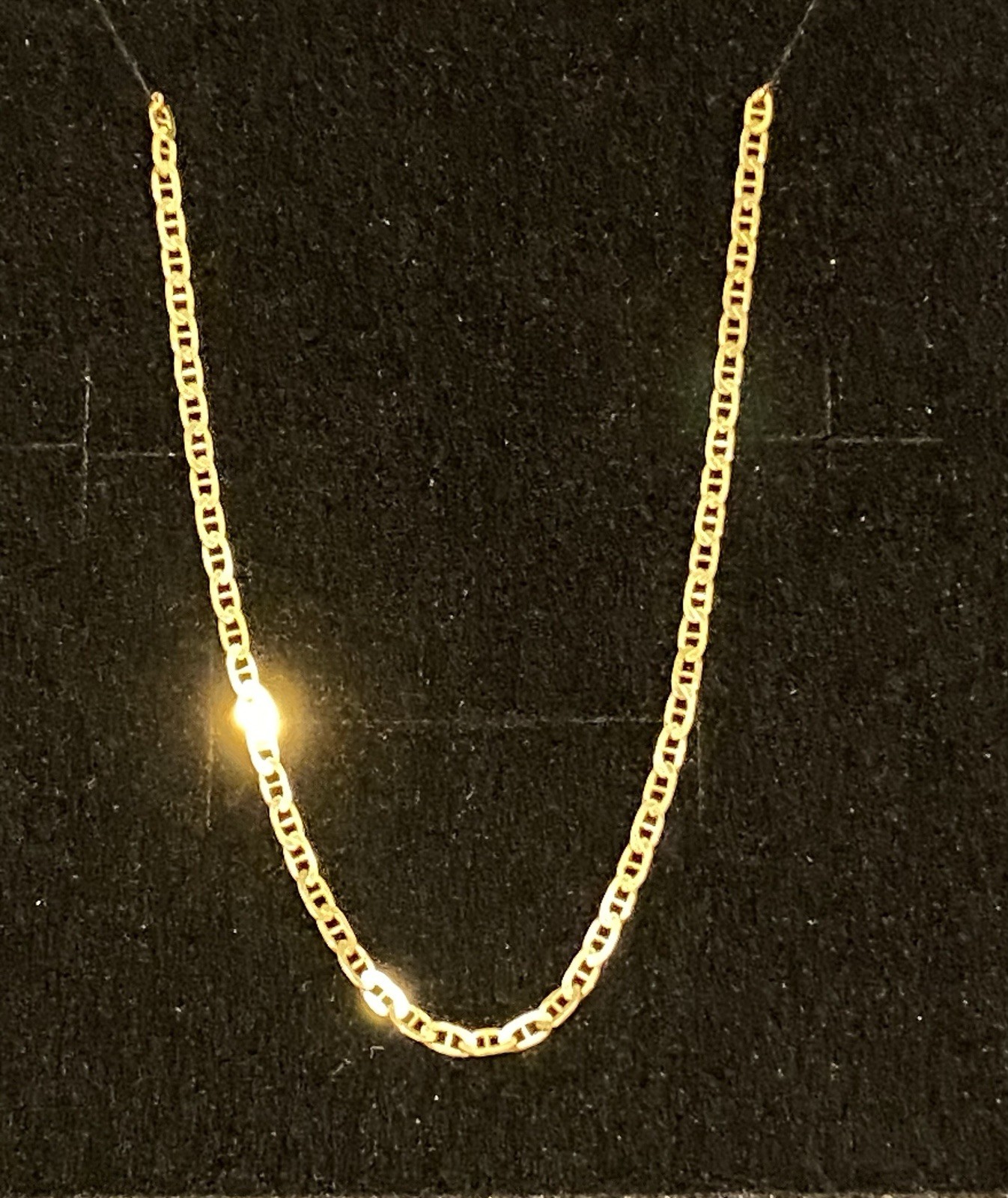 10K 18” Yellow Gold Mariner Link 2mm Chain Necklace, Spring Ring Closure