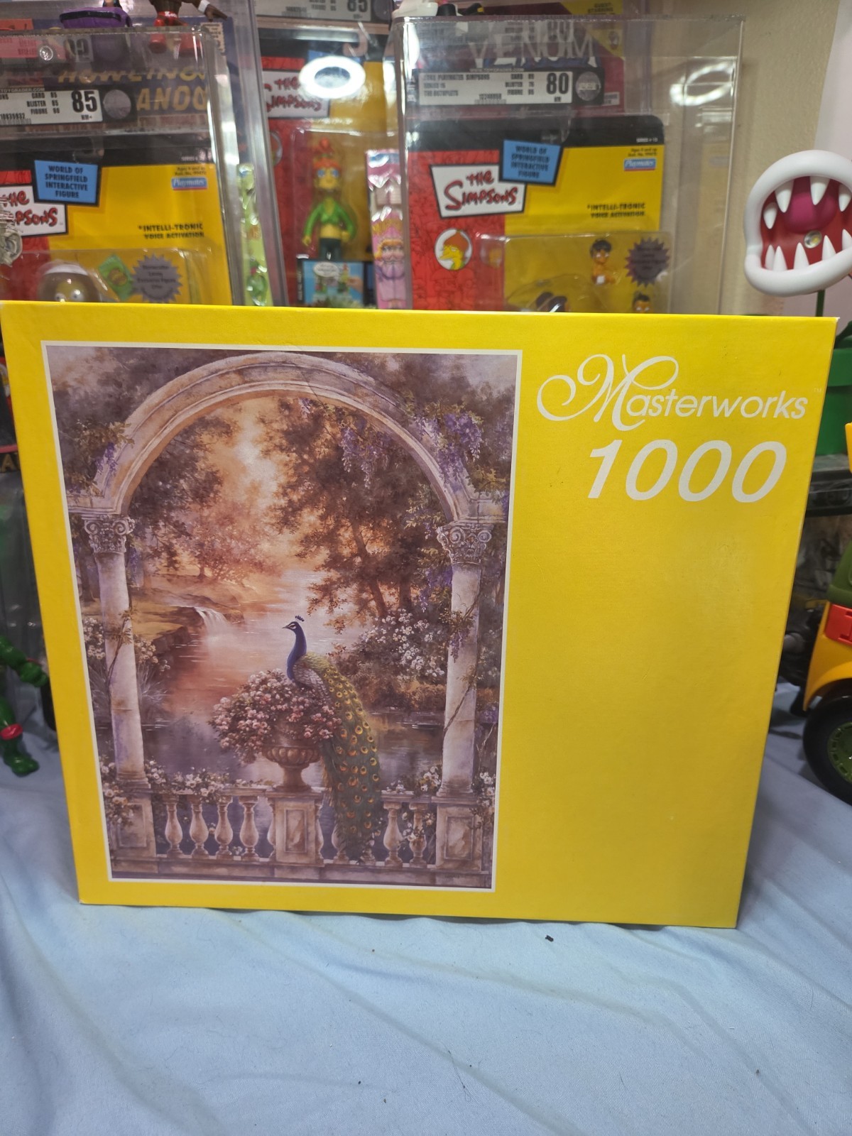 RoseArt : Majestic Peacock Puzzle - Masterworks 1000 Pc - Factory Sealed -