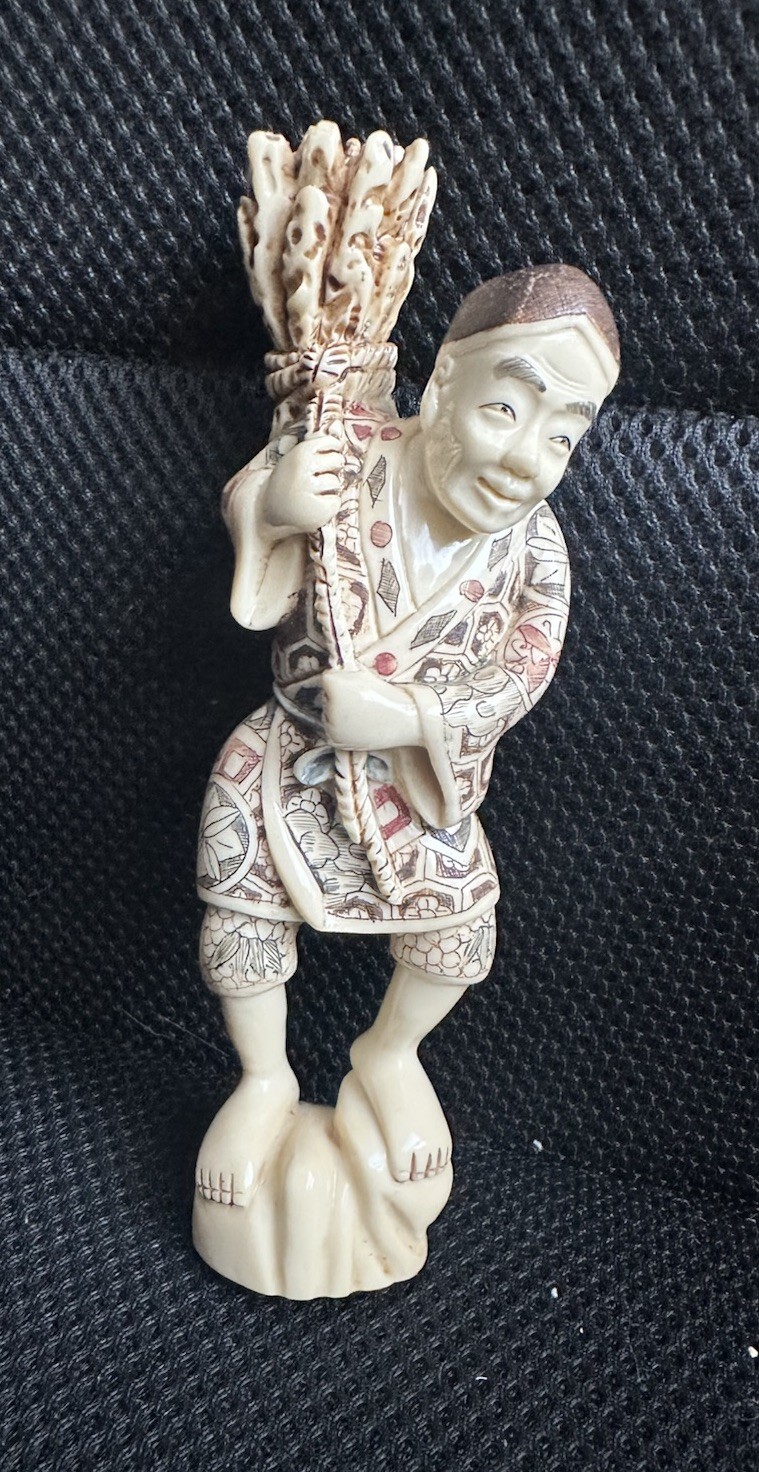 Vintage Japanese Okimono 6\
