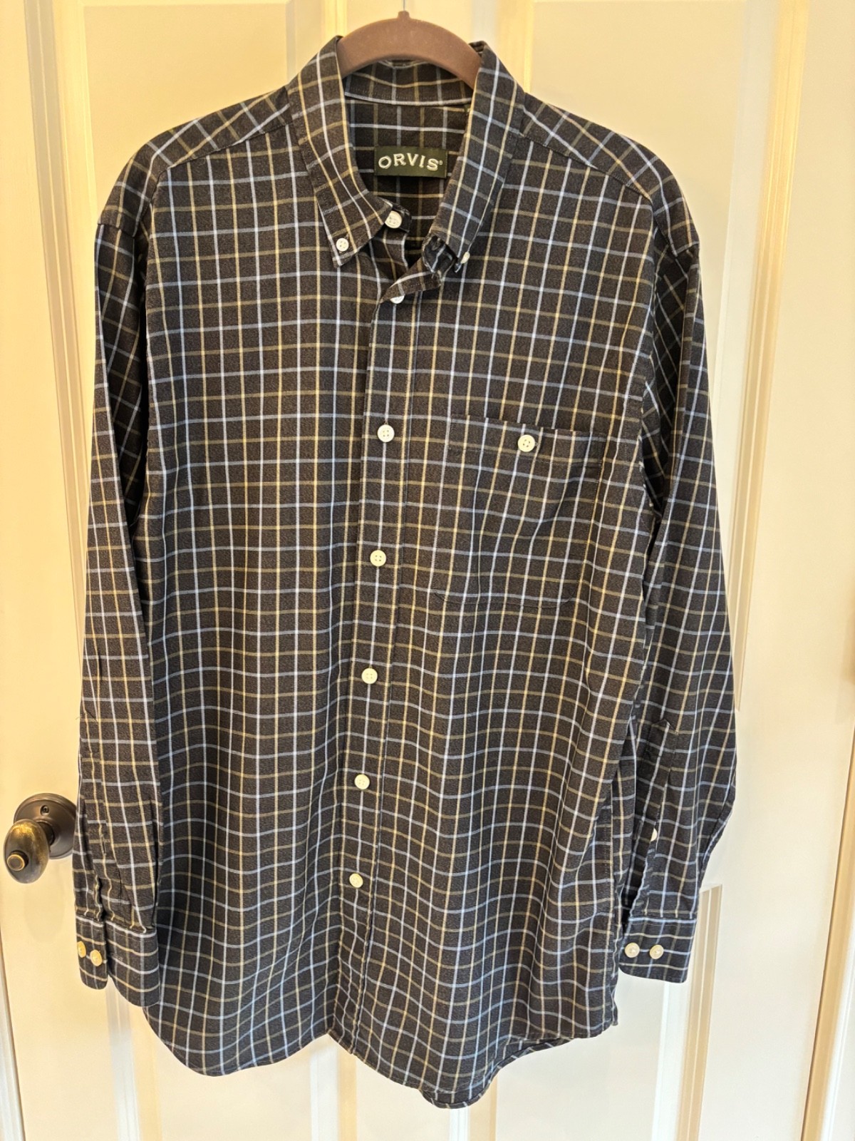 Orvis Men\'s M Country Twill Gray Plaid Long Sleeve Button Down EUC Orvis Men\'s M Country Twill Gray Plaid Long Sleeve Button Down EUC