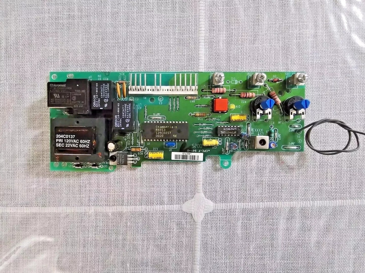 Liftmaster Chamberlain 41A5021-3 Circuit Board Red Learn Button -Clean/Tested