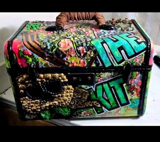 Vintage 1950s Samsonite Streamlite Case/tattoo Kit/makeup Case/ Hand Painted