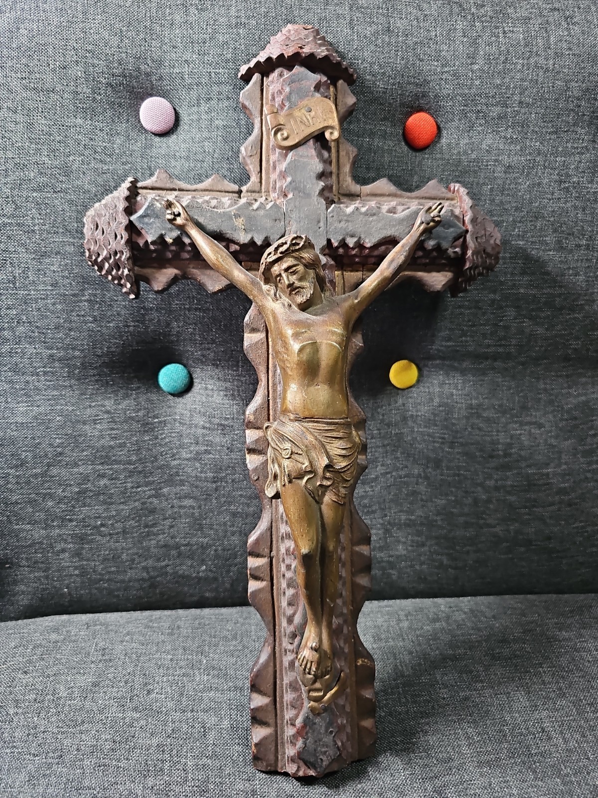 Antique 19th C Carved Wood Crucifix Brass Christ INRI Skull Memento Mori