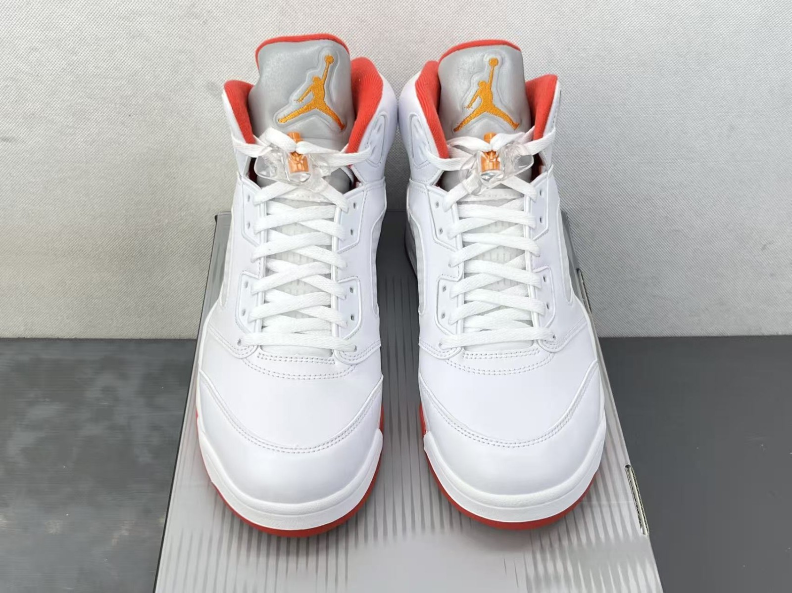 Jordan 5 Retro Sunset (Women\'s) - 313551-161 - Size 10 MENS SIZE 11.5 WOMENS