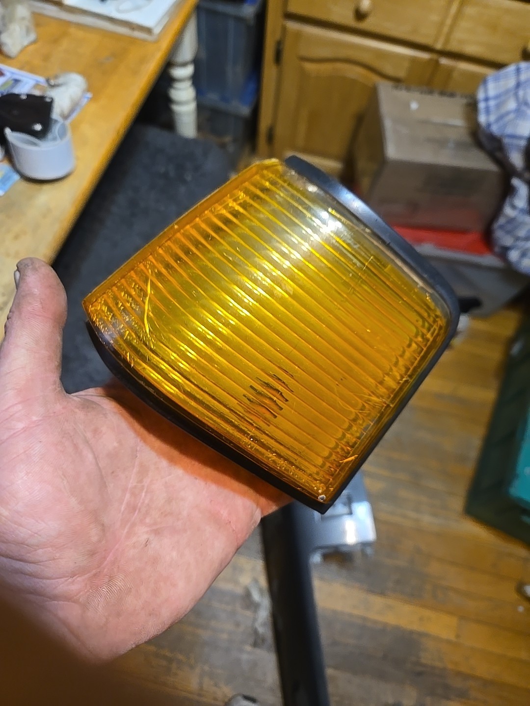 1987-1988 OLDS CUTLASS SUPREME 442 EURO NOSE LH CORNER MARKER BLINKER LENS GM 1987-1988 OLDS CUTLASS SUPREME 442 EURO NOSE LH CORNER MARKER BLINKER LENS GM
