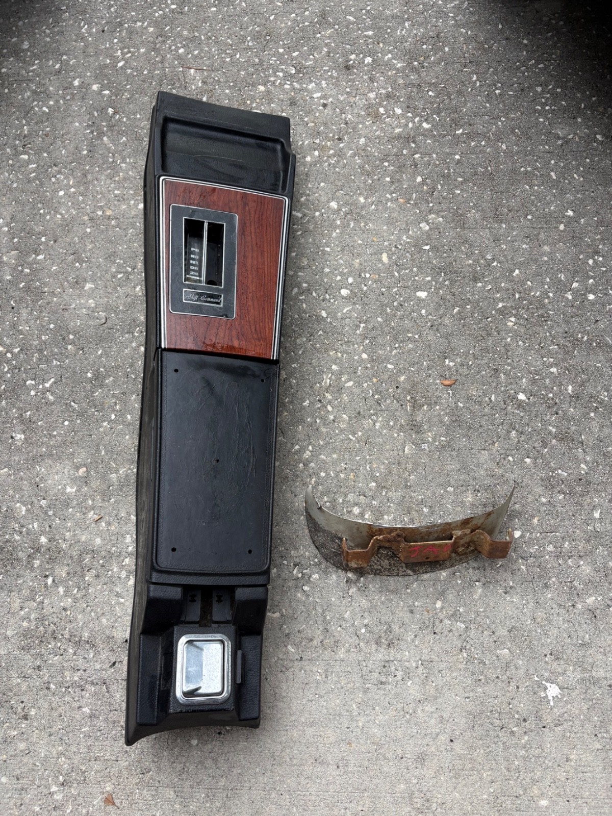 1969 AMC JAVELIN OR AMX AUTOMATIC CENTER CONSOLE BLACK w/mount