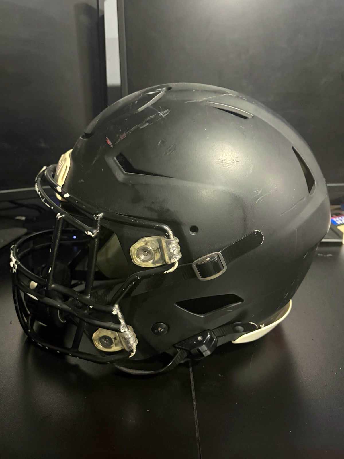 Riddell Full Face Football Helmet with Facemask, Black, Large Riddell Full Face Football Helmet with Facemask, Black, Large