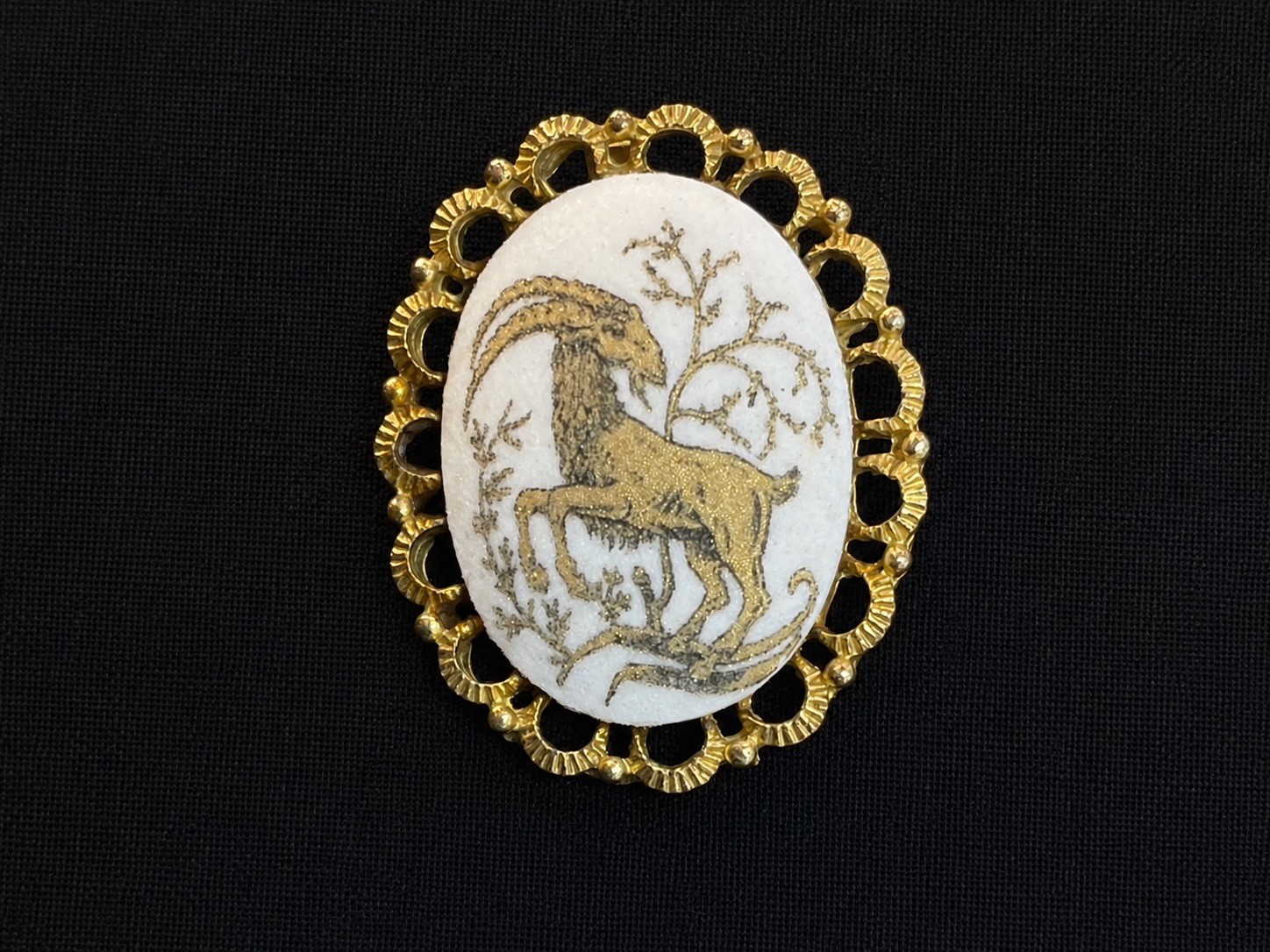 Sugared Vintage Zodiac Aries Ram Brooch Pendant Gold Tone Sugar