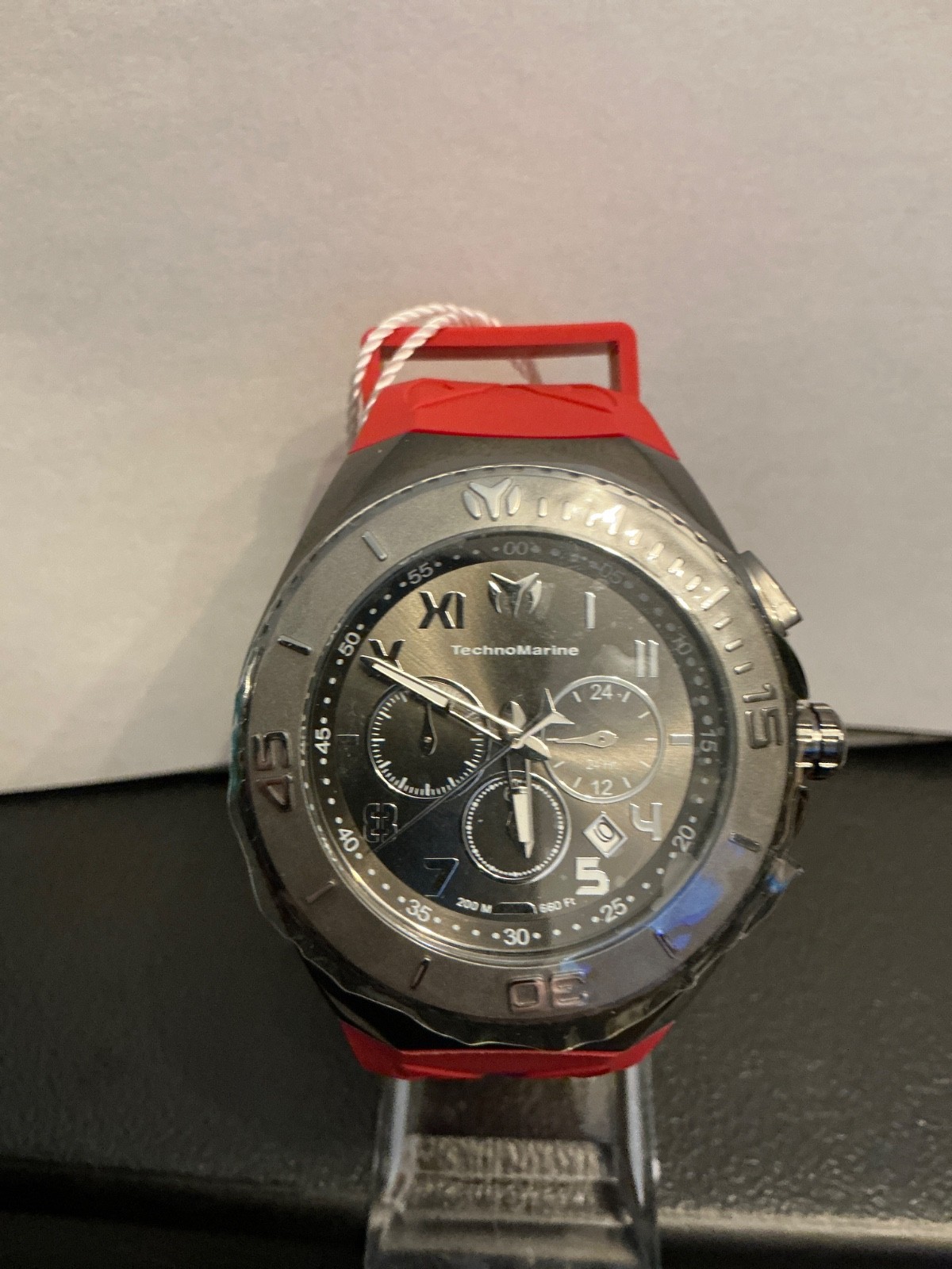 TechnoMarine TM-220000 Manta  with hard shell case
