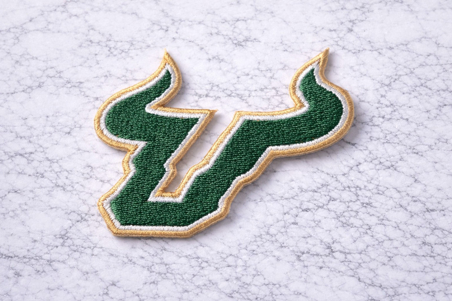 SOUTH FLORIDA BULLS LOGO NCAA EMBROIDERED IRON ON PATCH 3\