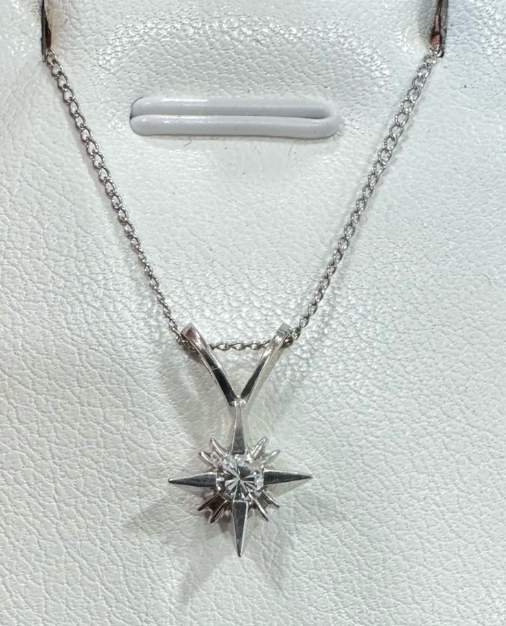 14K White Gold Diamond Starburst North Star Pendant Chain Necklace
