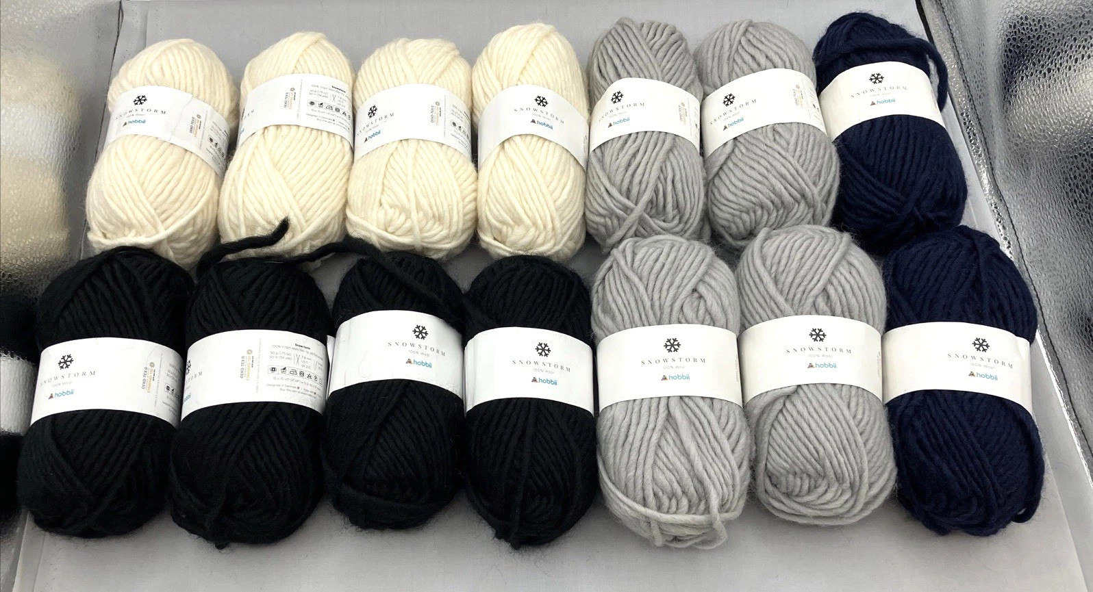 (14) Hobbii Snowstorm Yarn Lot 14 Skeins Mixed Colors 100% Virgin Wool NEW (14) Hobbii Snowstorm Yarn Lot 14 Skeins Mixed Colors 100% Virgin Wool NEW