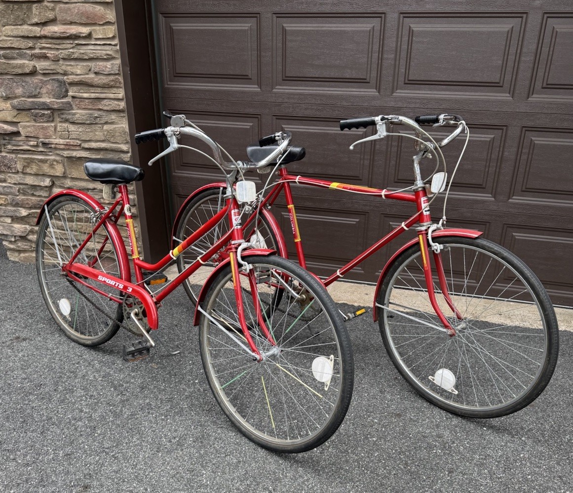 COLUMBIA SPORTS 3 (his&hers) 2 BIKES